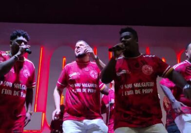 Duas parcerias detonam na reta final da disputa de samba do Salgueiro