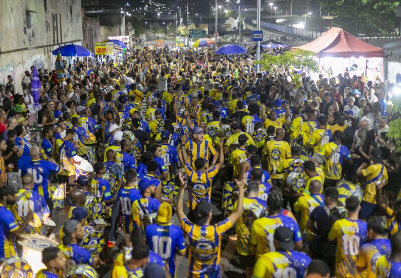 Unidos da Tijuca promove último ensaio de rua do ano nesta quinta-feira