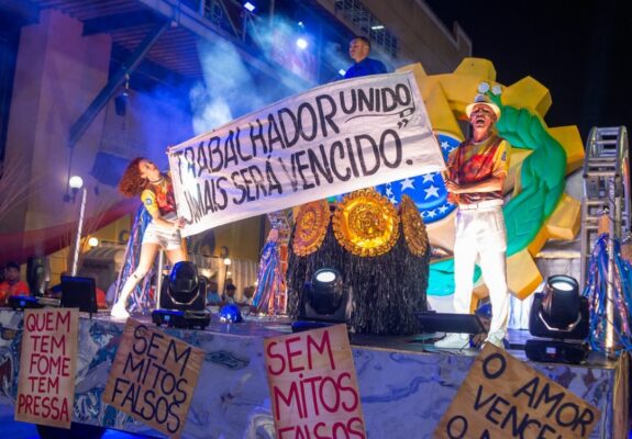 História, coragem e samba: Niterói encara desafio com enredo sobre Lula