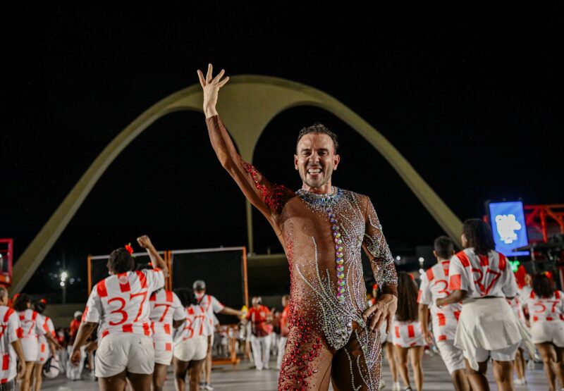 Entre Rio e Mato Grosso do Sul, Renny Delmondes completará 23 anos de Sapucaí