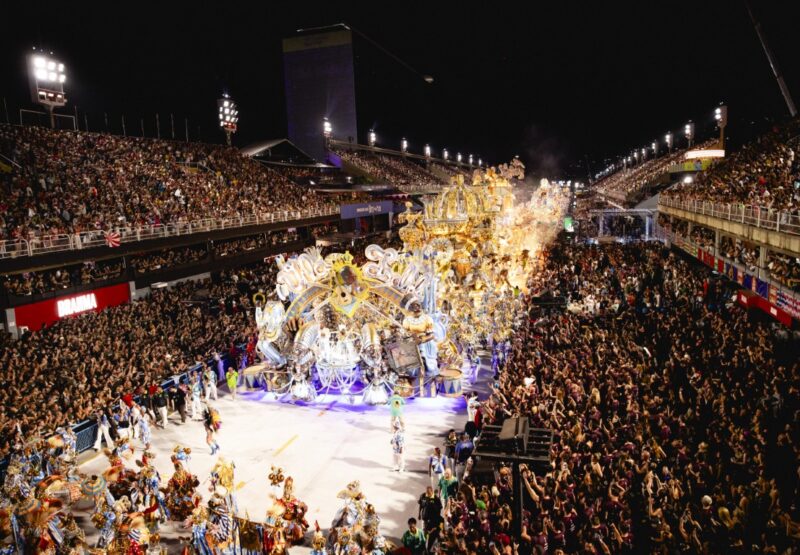 Venda de ingressos para o Rio Carnaval 2027 recomeça em agosto