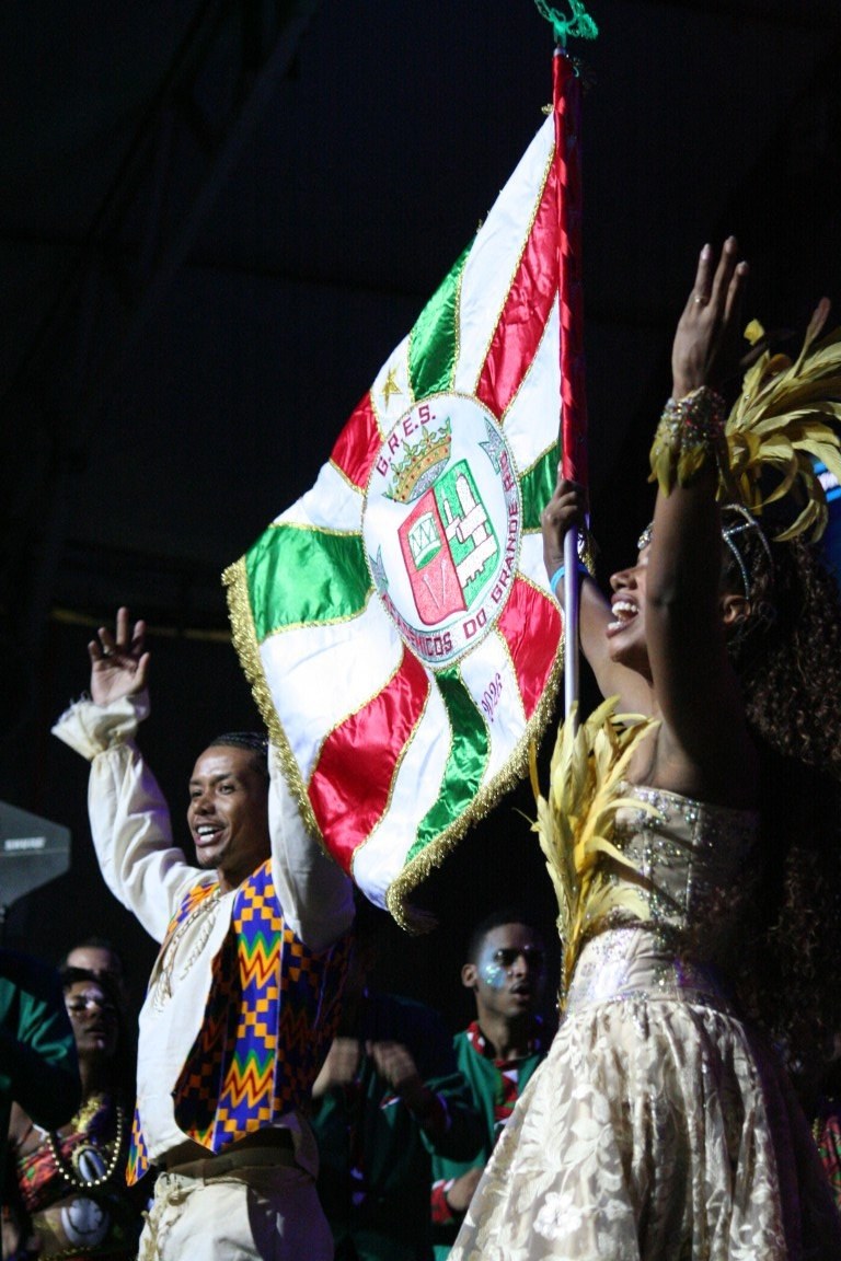 A disputa começou: Grande Rio recebe 12 sambas concorrentes para o Carnaval 2027