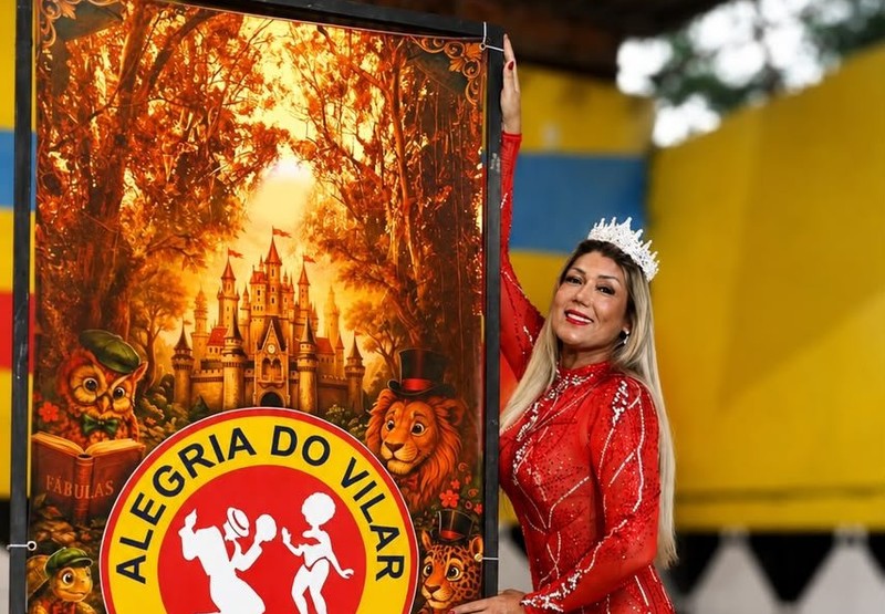 Alegria do Vilar tem nova rainha: Claudia Rodrigues assume a bateria