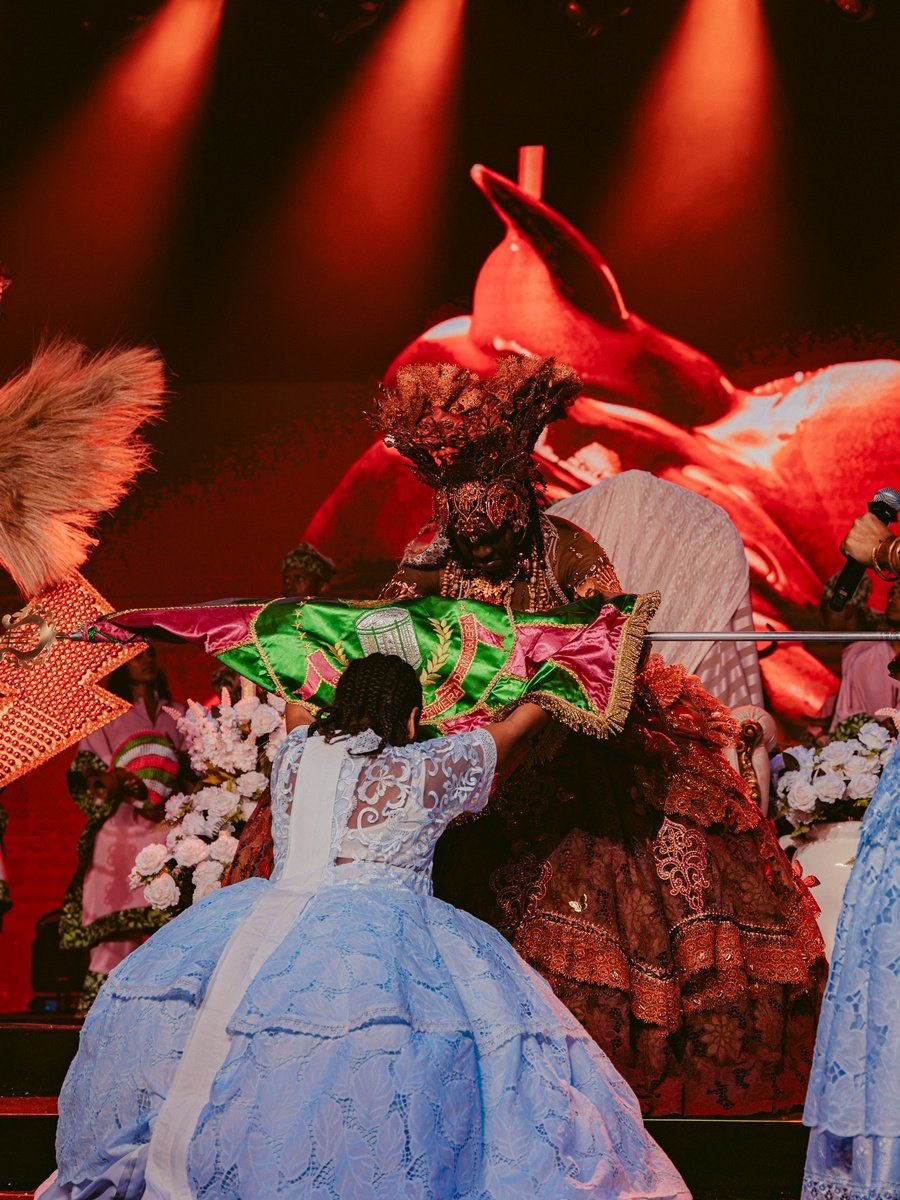 Noite dos Enredos enche Cidade do Samba e coloca o Carnaval 2027 em evidência