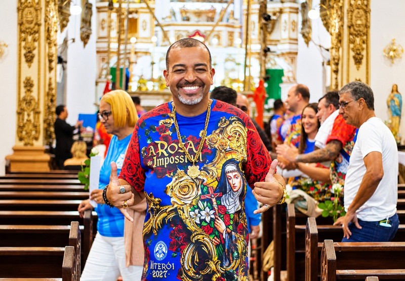 Acadêmicos de Niterói apresenta samba-enredo para 2027 com estreia de Carlos Jr