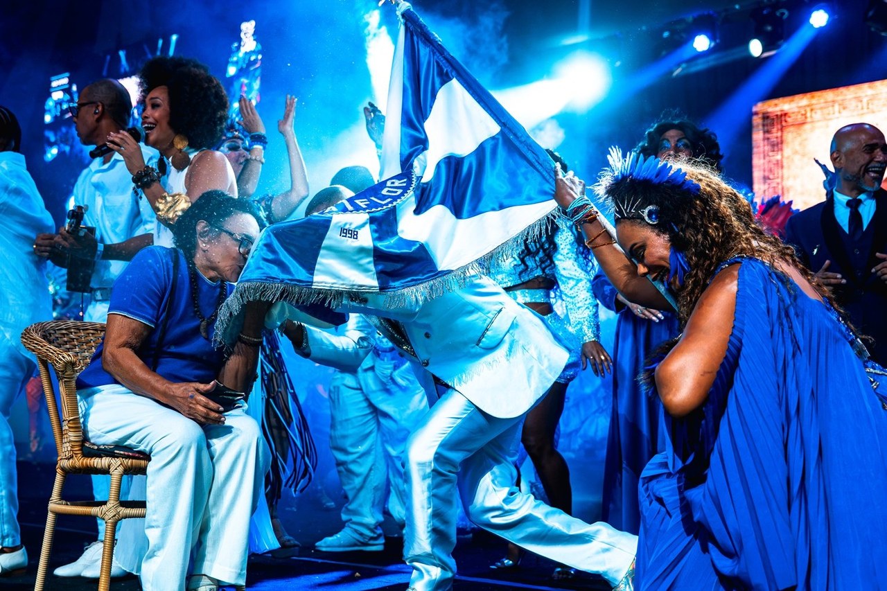 Beija-Flor define nesta quinta o samba que vai cantar a pajé Zeneida Lima