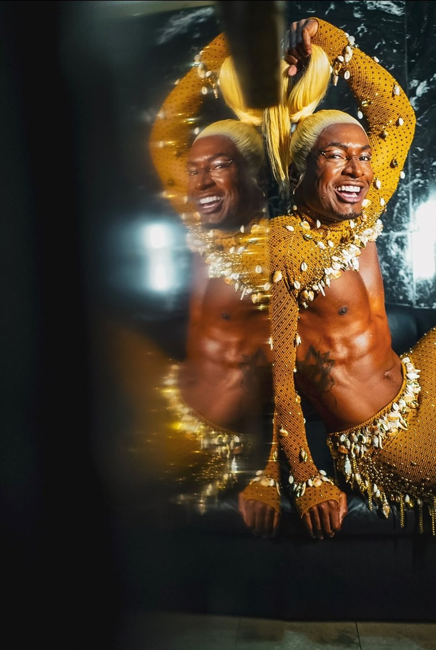 Império Serrano renova com Maximyliano como muso para o Carnaval 2027