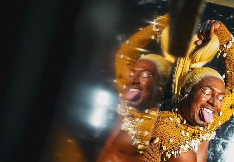 Império Serrano renova com Maximyliano como muso para o Carnaval 2027