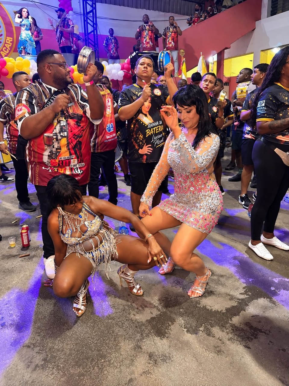 Luciana Picorelli brilha com look de R$ 500 no Parque Acari e dá show de carisma
