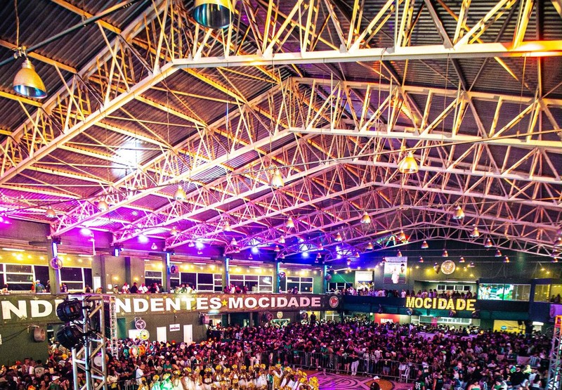 Mocidade define samba para 2027 em noite histórica na quadra