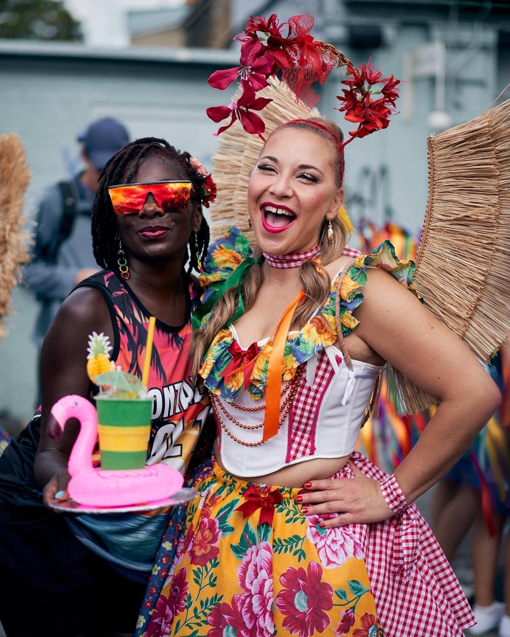 O samba domina a terra do rei: Império da Rainha é bicampeã em Londres