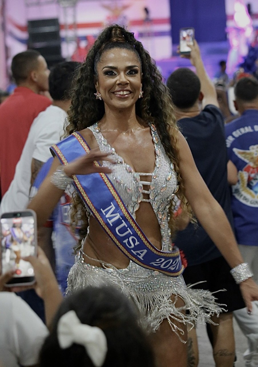 União da Ilha oficializa Nathalia Brito como musa para o Carnaval 2027