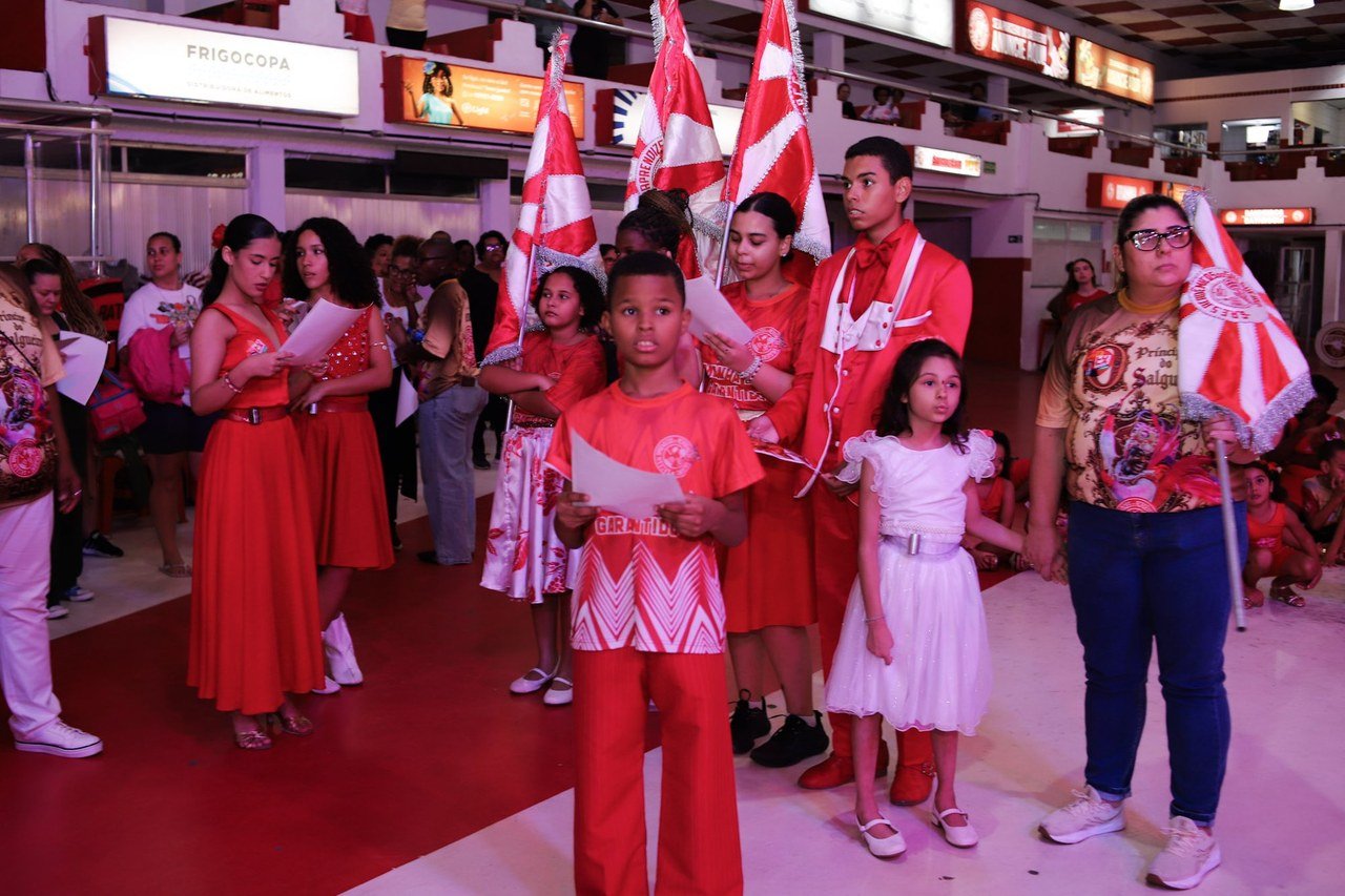 Aprendizes do Salgueiro define o samba do Carnaval 2027 nesta quinta-feira