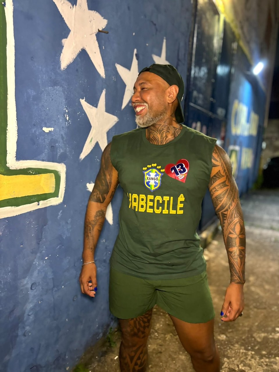 Daniel Zarmanno marca presença em ensaio da Rosa de Ouro rumo ao Carnaval 2027