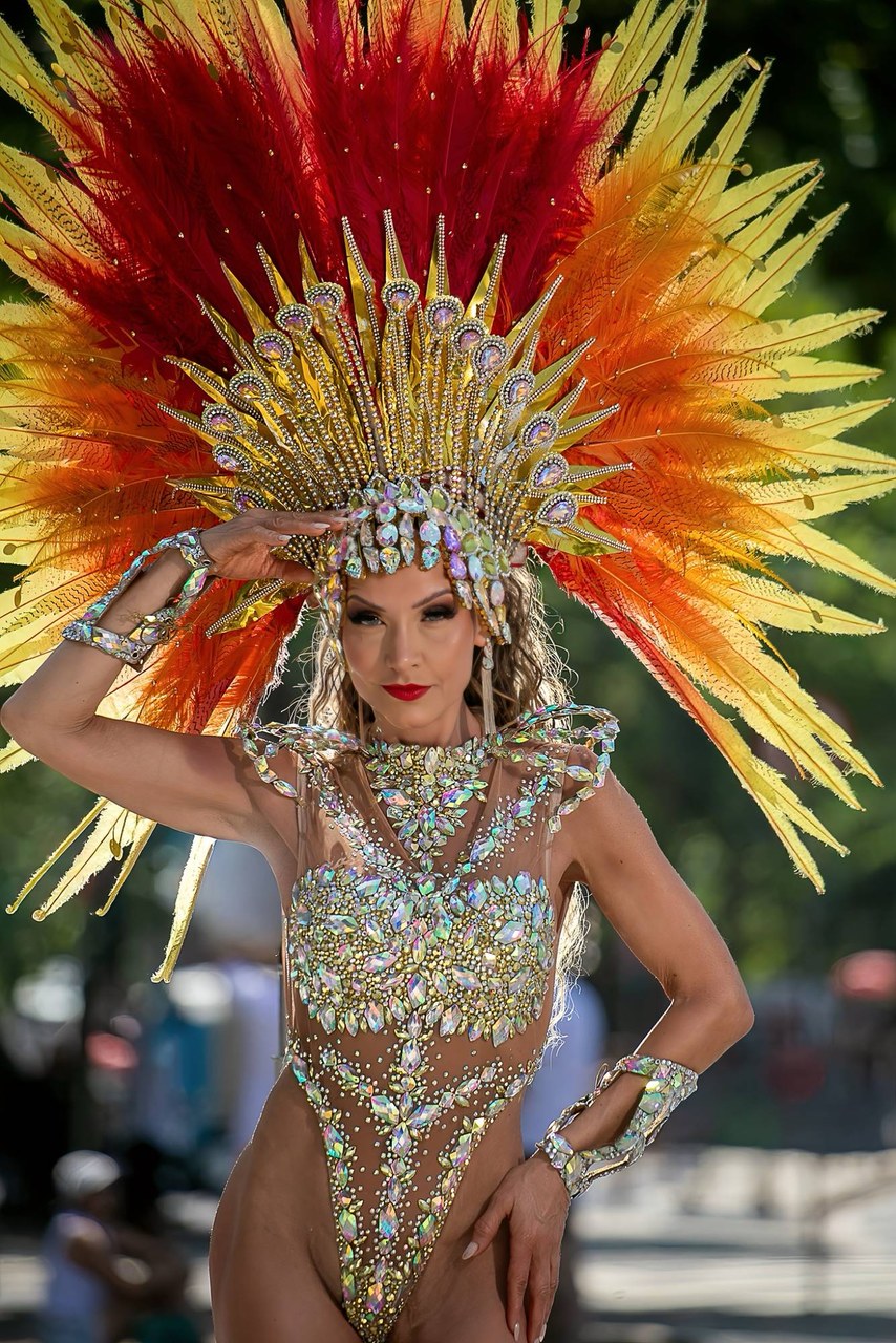 Karina Lamarr assume o posto de rainha da Unidos de Bangu no Carnaval 2027