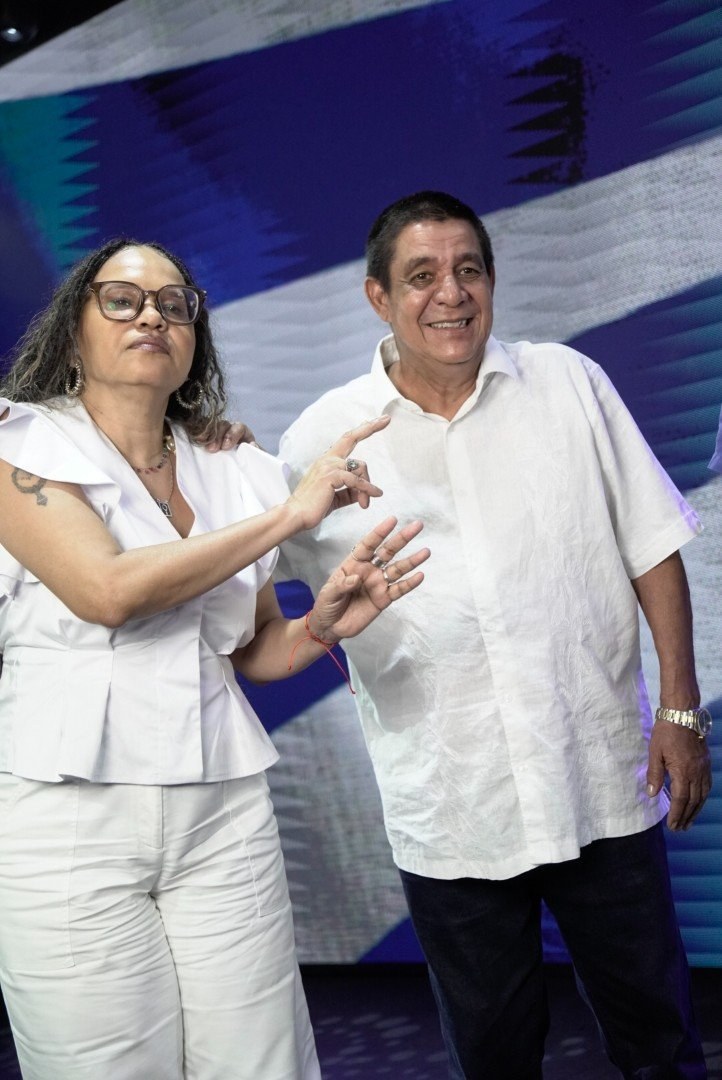 Paulinho da Viola, Zeca Pagodinho e Diogo Nogueira gravaram o samba da Portela em homenagem a Monarco