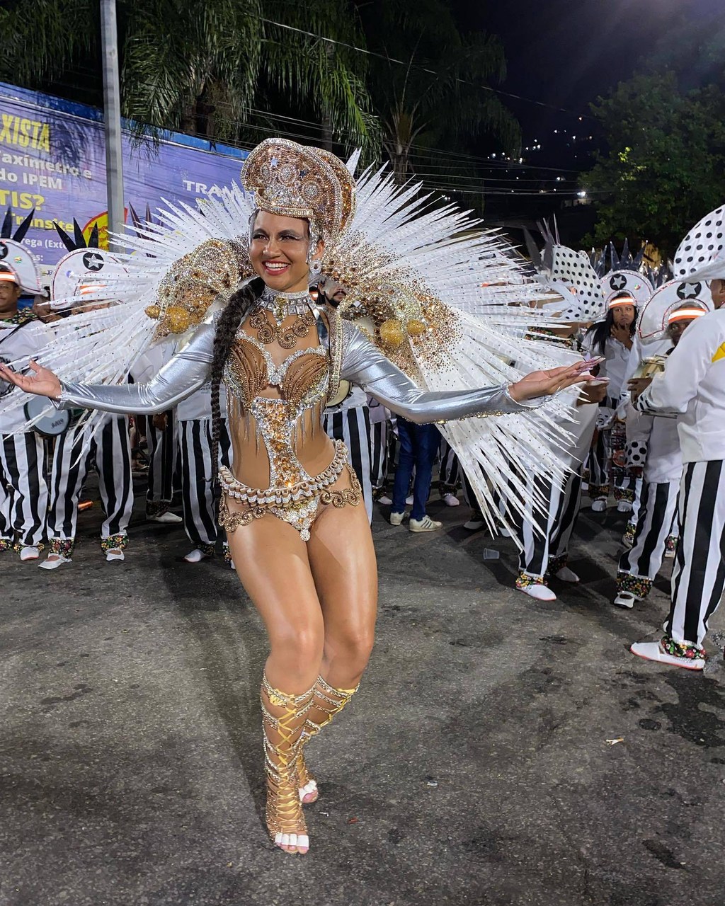 Rayane Dumont leva Maricá ao Grupo Especial e faz história em 2027