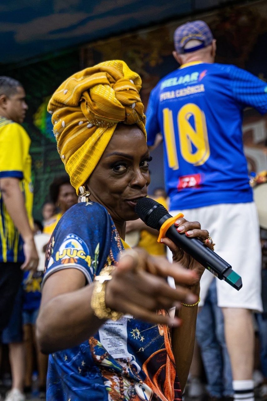 Unidos da Tijuca fecha ensaios de canto na quadra antes de invadir a rua
